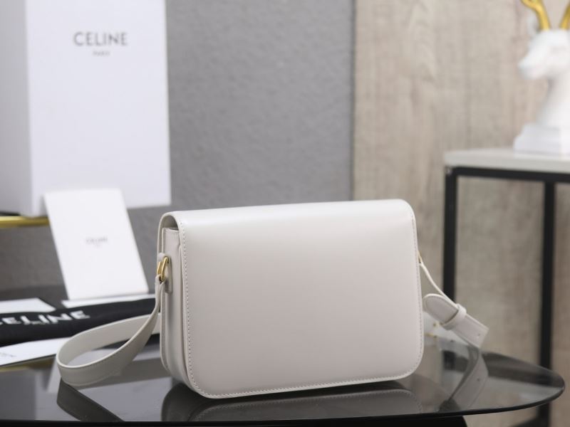 Ce1i*e triomphe bags